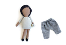 mini poupée - cheveux courts